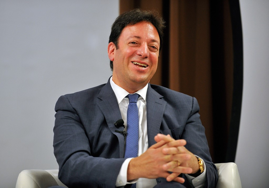 Eddie LeVian at a jewelry panel discussion